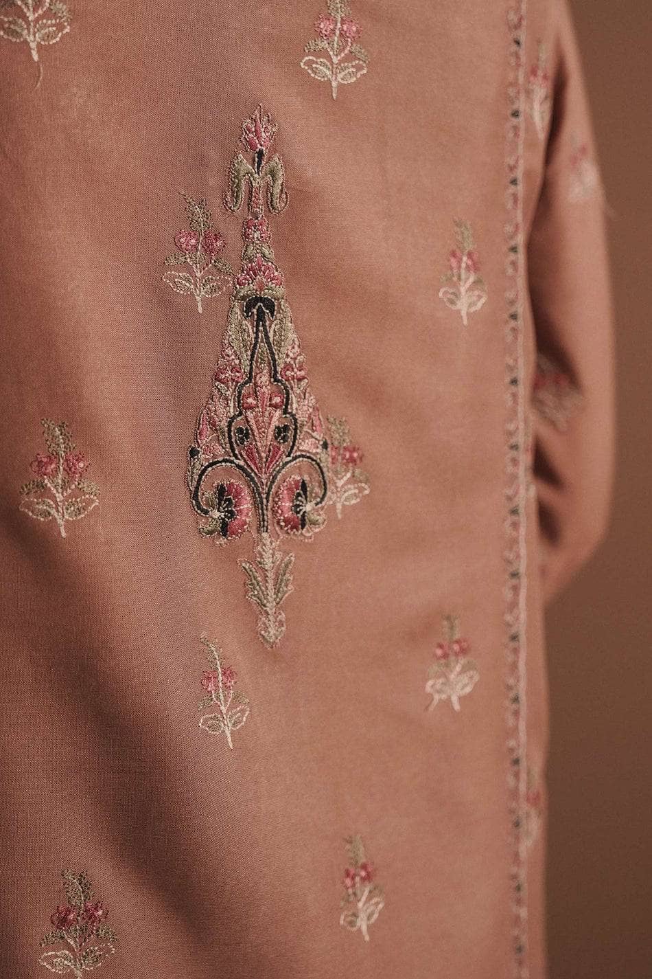 img_zara_shahjahan_winter_21_awwal_boutique