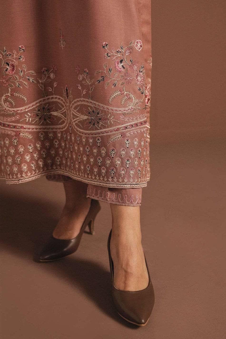 img_zara_shahjahan_winter_21_awwal_boutique