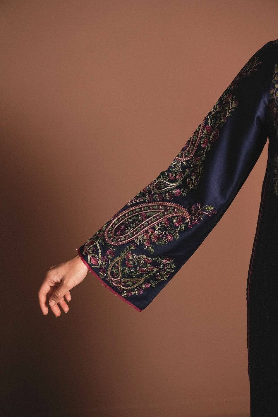 img_zara_shahjahan_winter_21_awwal_boutique