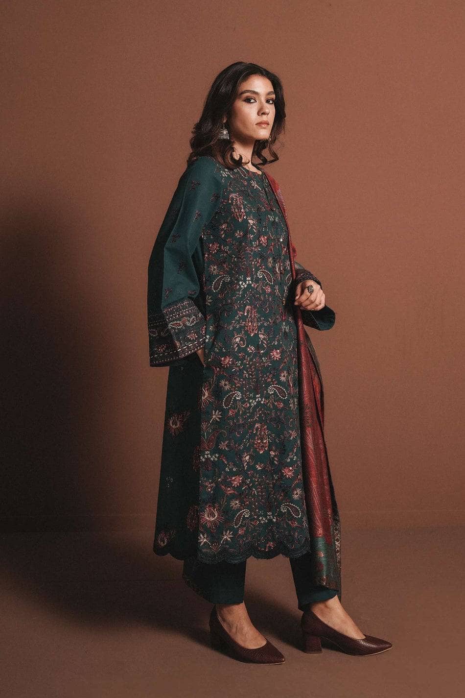 img_zara_shahjahan_winter_21_awwal_boutique