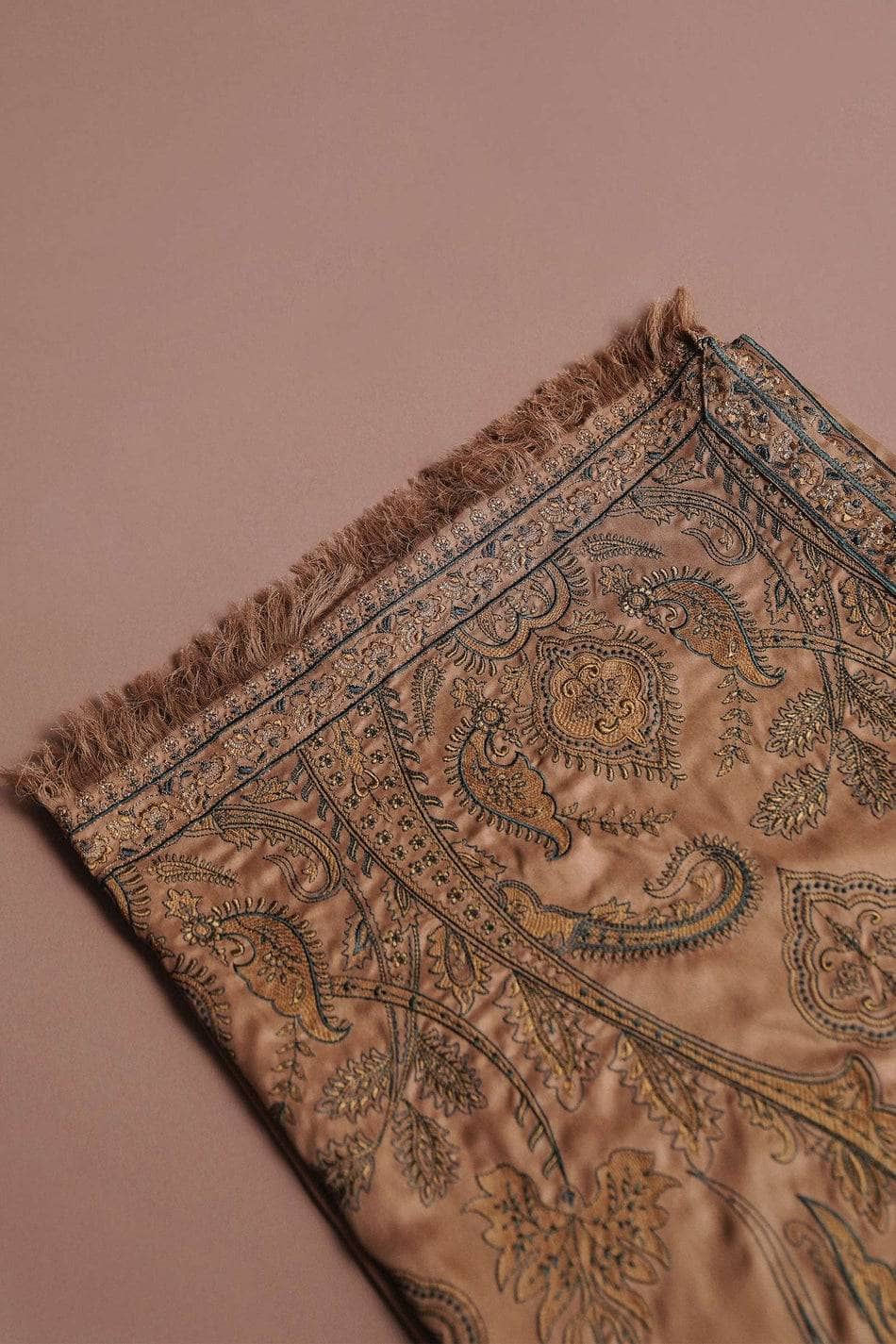 img_zara_shahjahan_winter_21_awwal_boutique