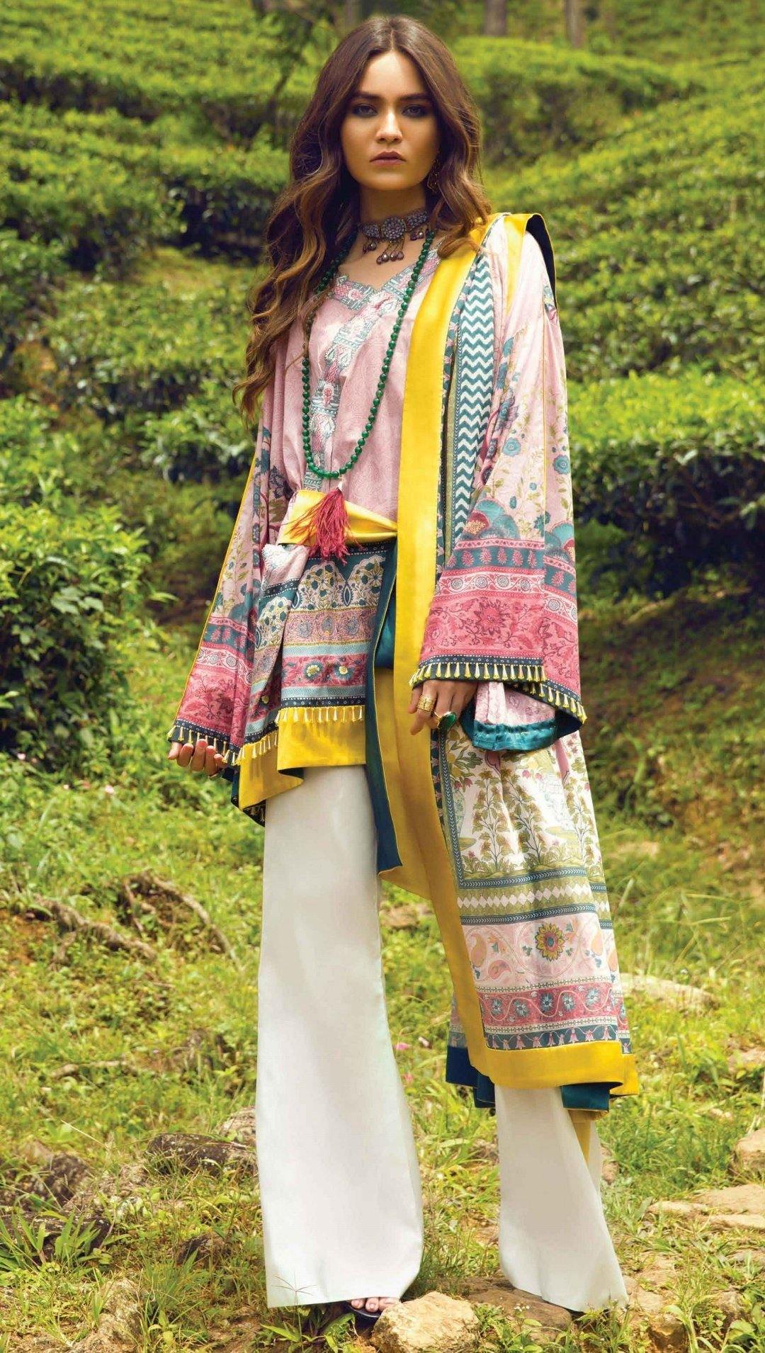 img_afsaneh_summer_collection_awwal_boutique