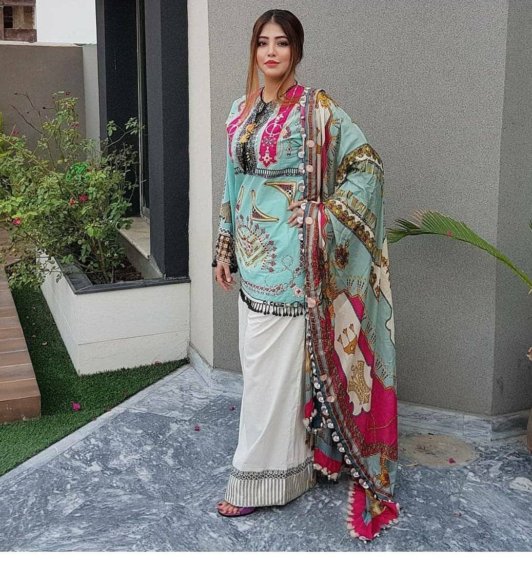 img_maryam_hussain_luxury_lawn_2021_awwal_boutique