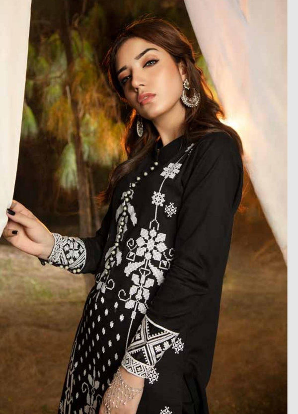 img_adans_libas_muzayyan_black_jacquard_kurti_collection_awwal_boutique