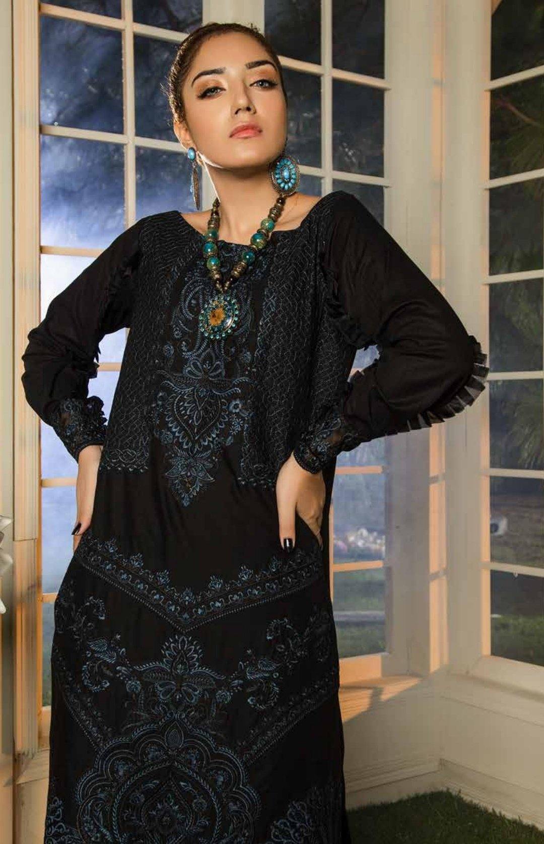 img_adans_libas_muzayyan_black_jacquard_kurti_collection_awwal_boutique