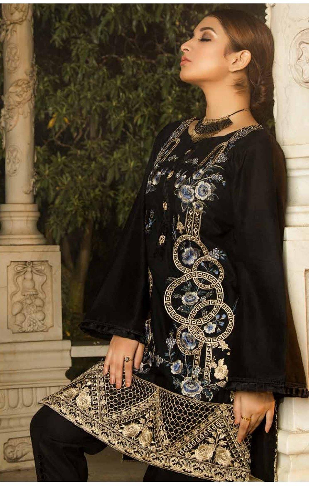 img_adans_libas_muzayyan_black_jacquard_kurti_collection_awwal_boutique