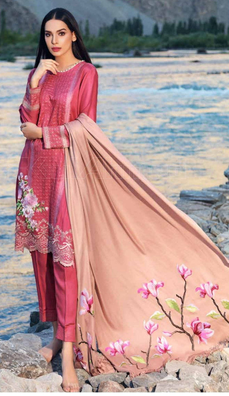 img_gul_ahmed_winter_collection_awwal_boutique