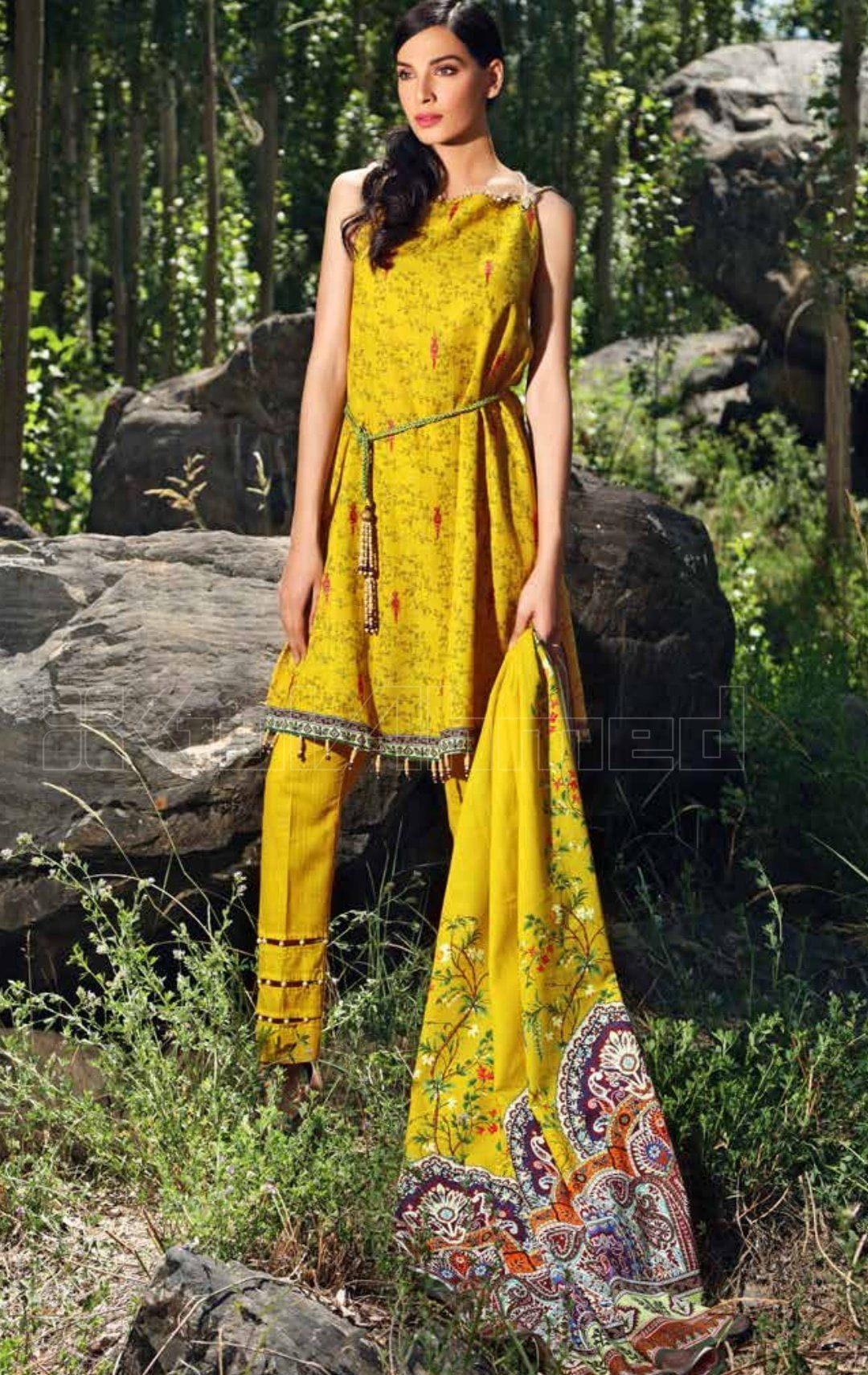 img_gul_ahmed_winter_collection_awwal_boutique