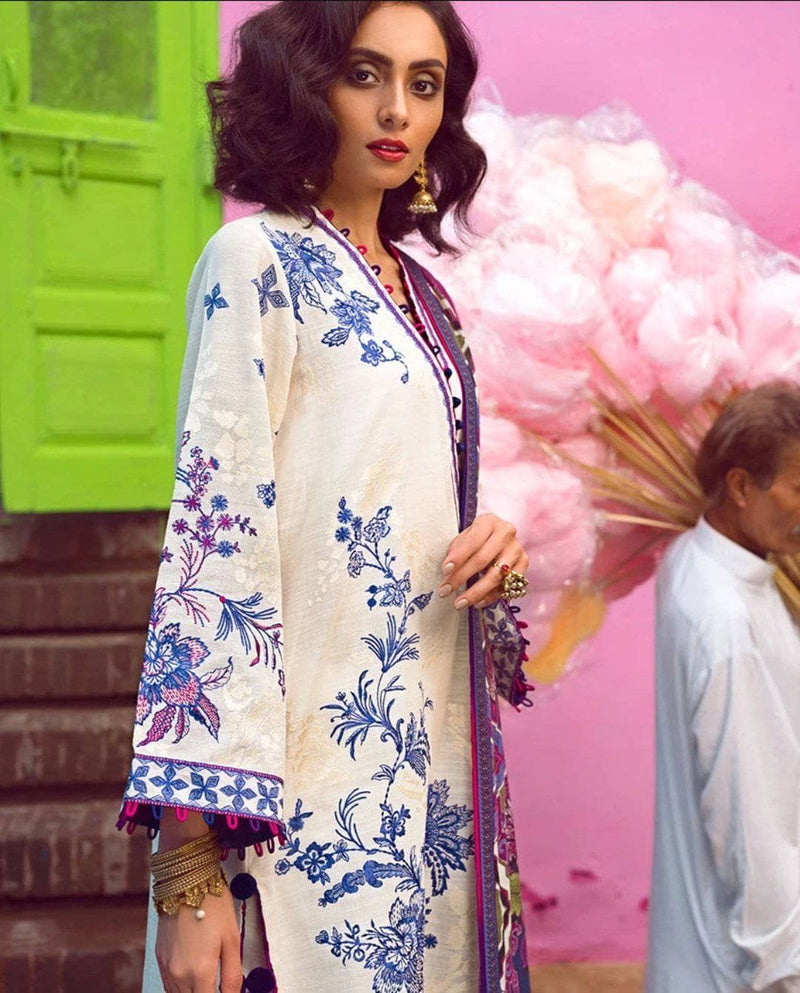 img_zaha_winter_collection_awwal_boutique