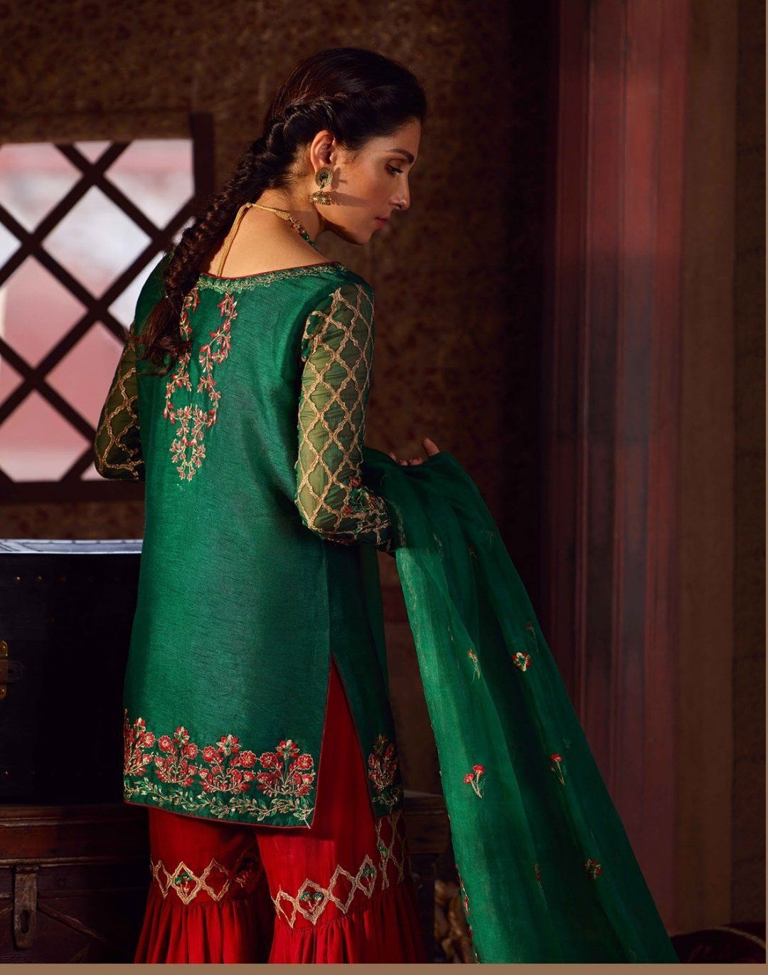 img_qalamkar_faiza_saqlain_chiffon_wedding_edition_awwal_boutique