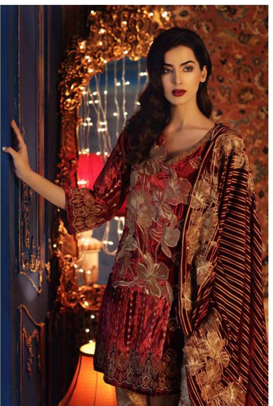 img_charizma_signora_velvet_collection_awwal_boutique