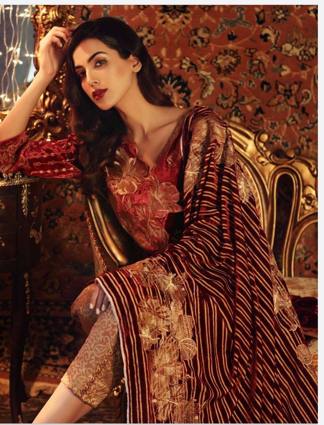 img_charizma_signora_velvet_collection_awwal_boutique