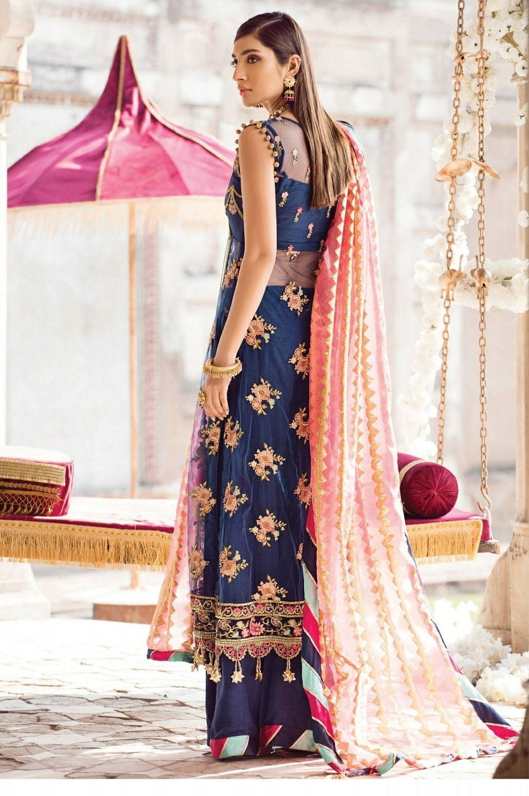 img_gulaal_zohra_wedding_edition_awwal_boutique