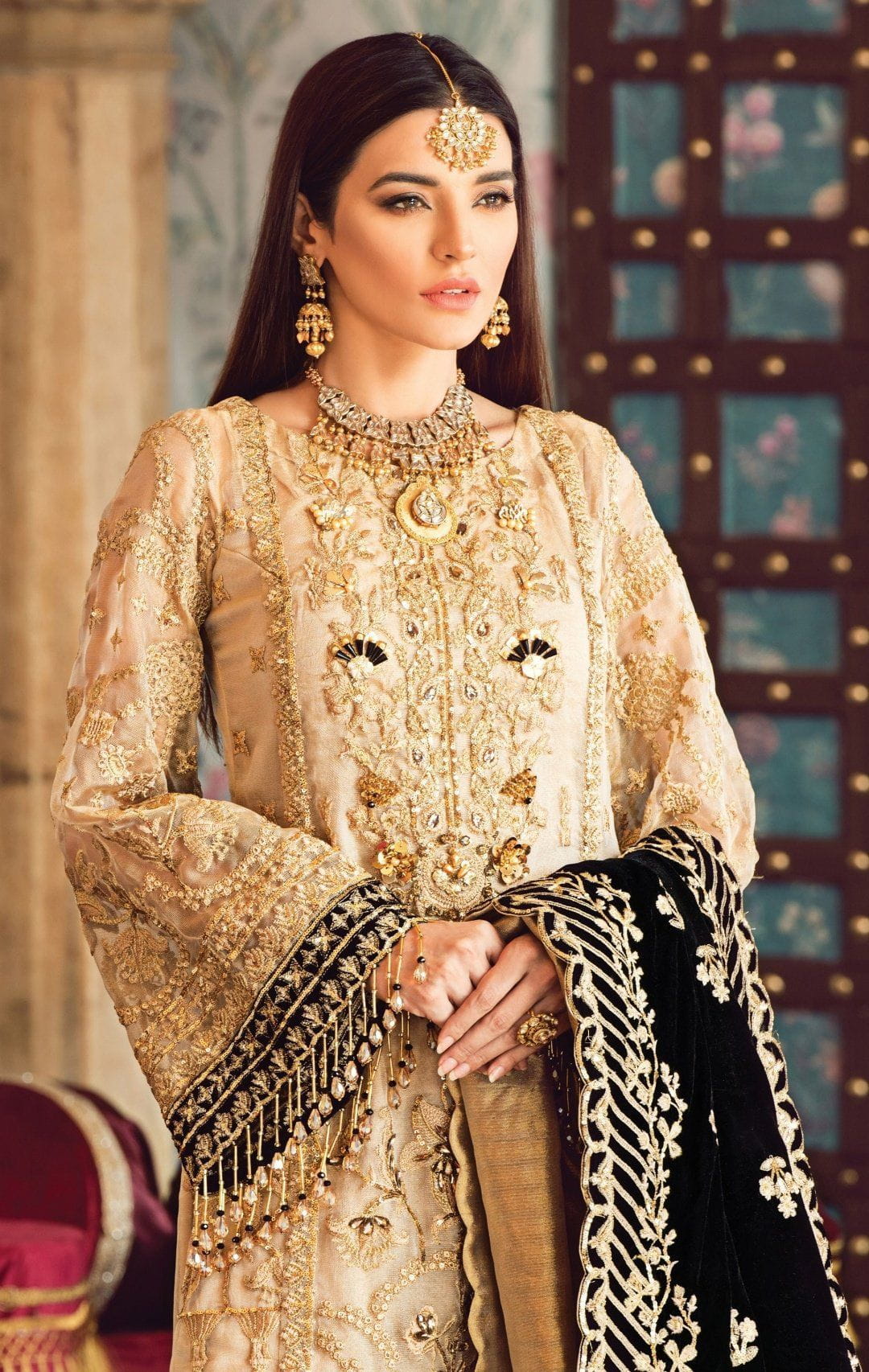 img_gulaal_zohra_wedding_edition_awwal_boutique