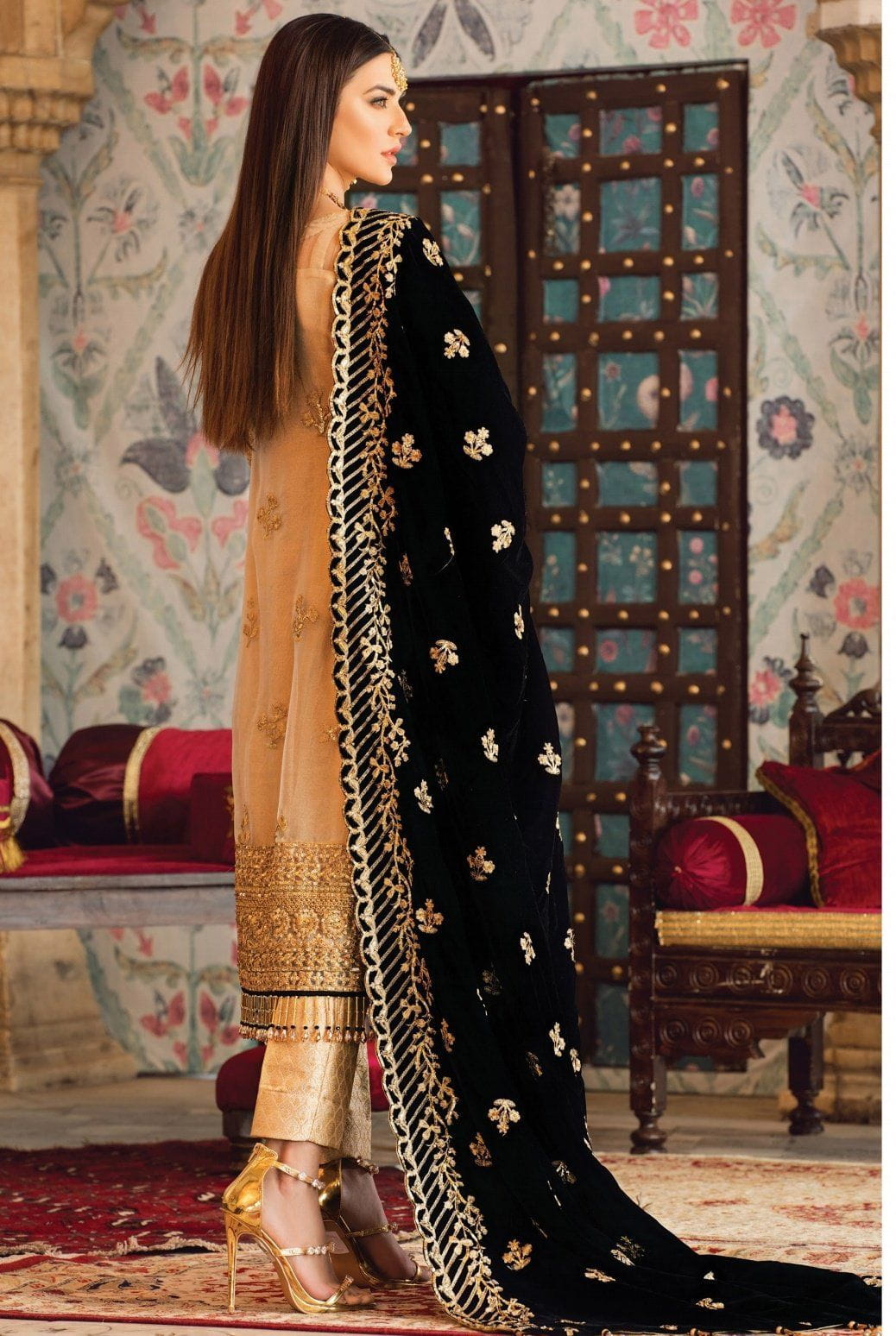 img_gulaal_zohra_wedding_edition_awwal_boutique