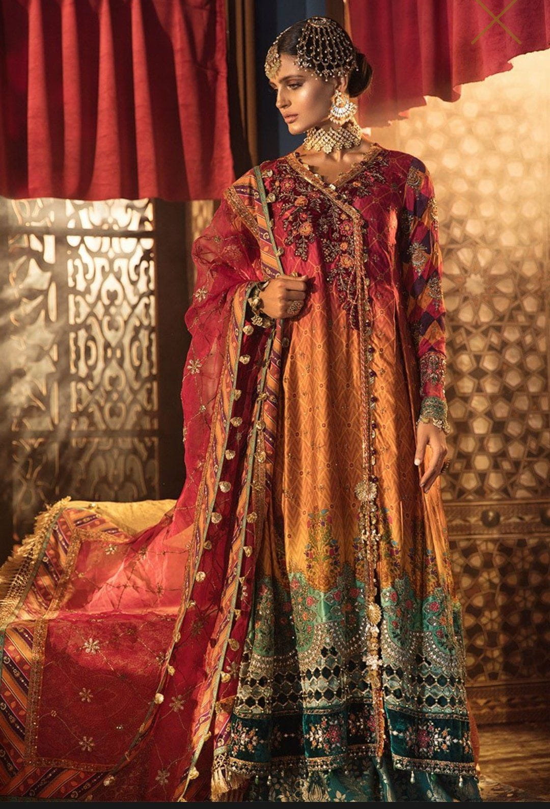 img_maria_b_mbroidered_chiffon_collection_awwal_boutique