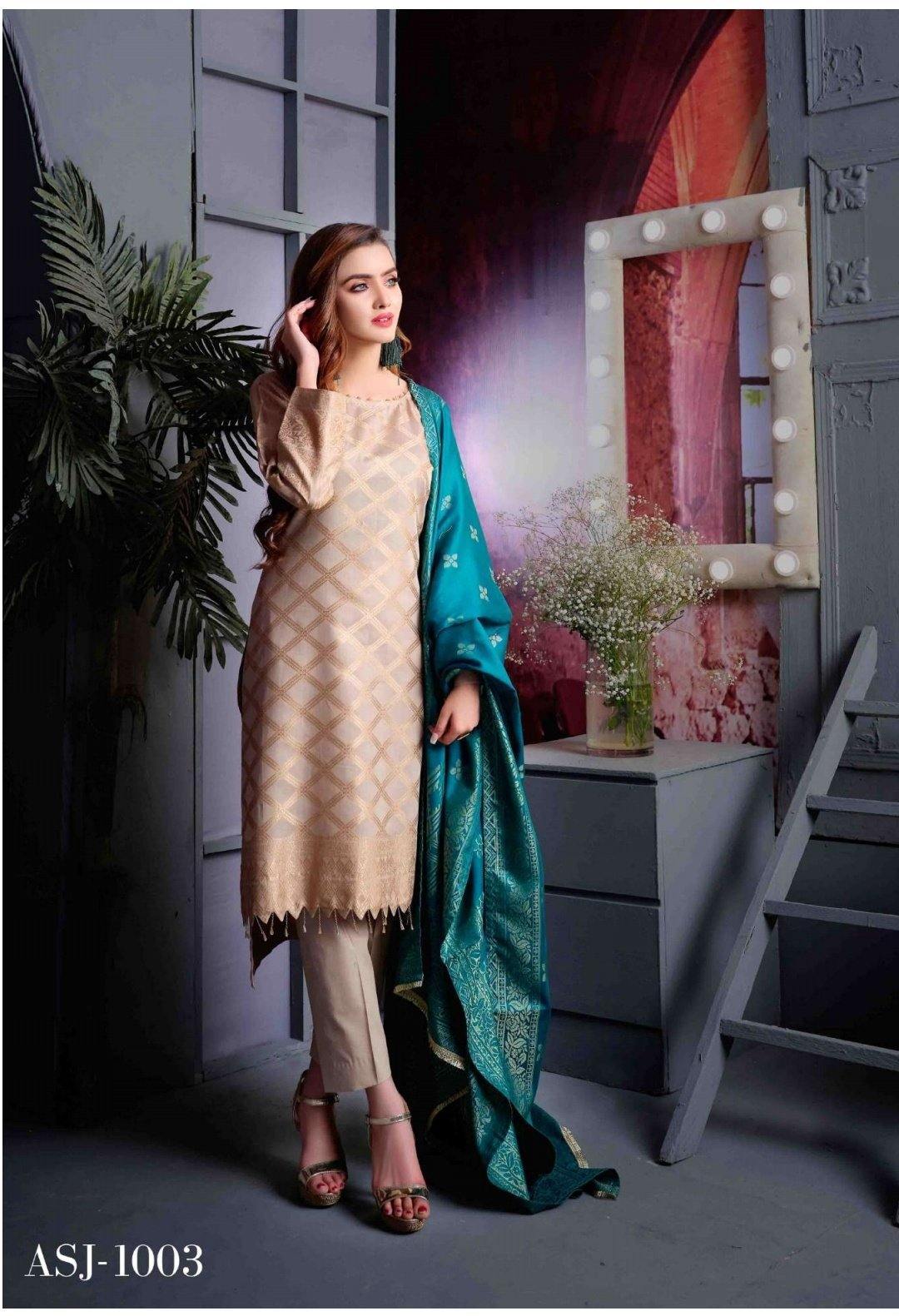 img_amna_sohail_cambric_banarsi_collection_awwal_boutique