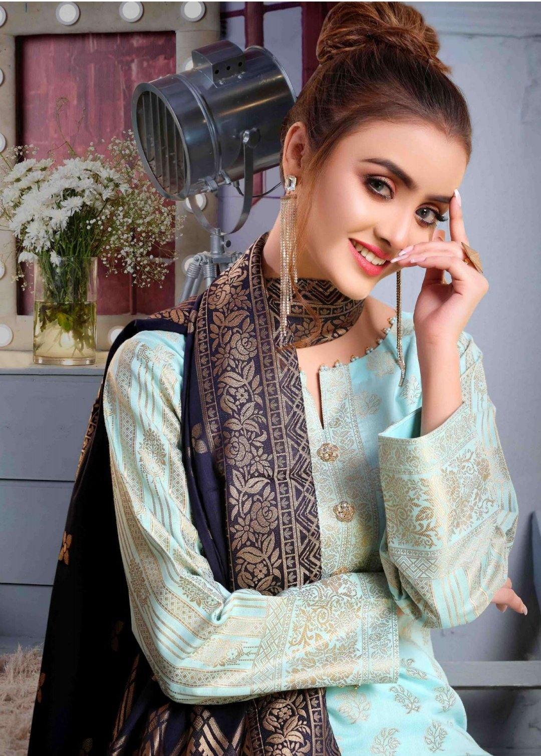 img_amna_sohail_cambric_banarsi_collection_awwal_boutique