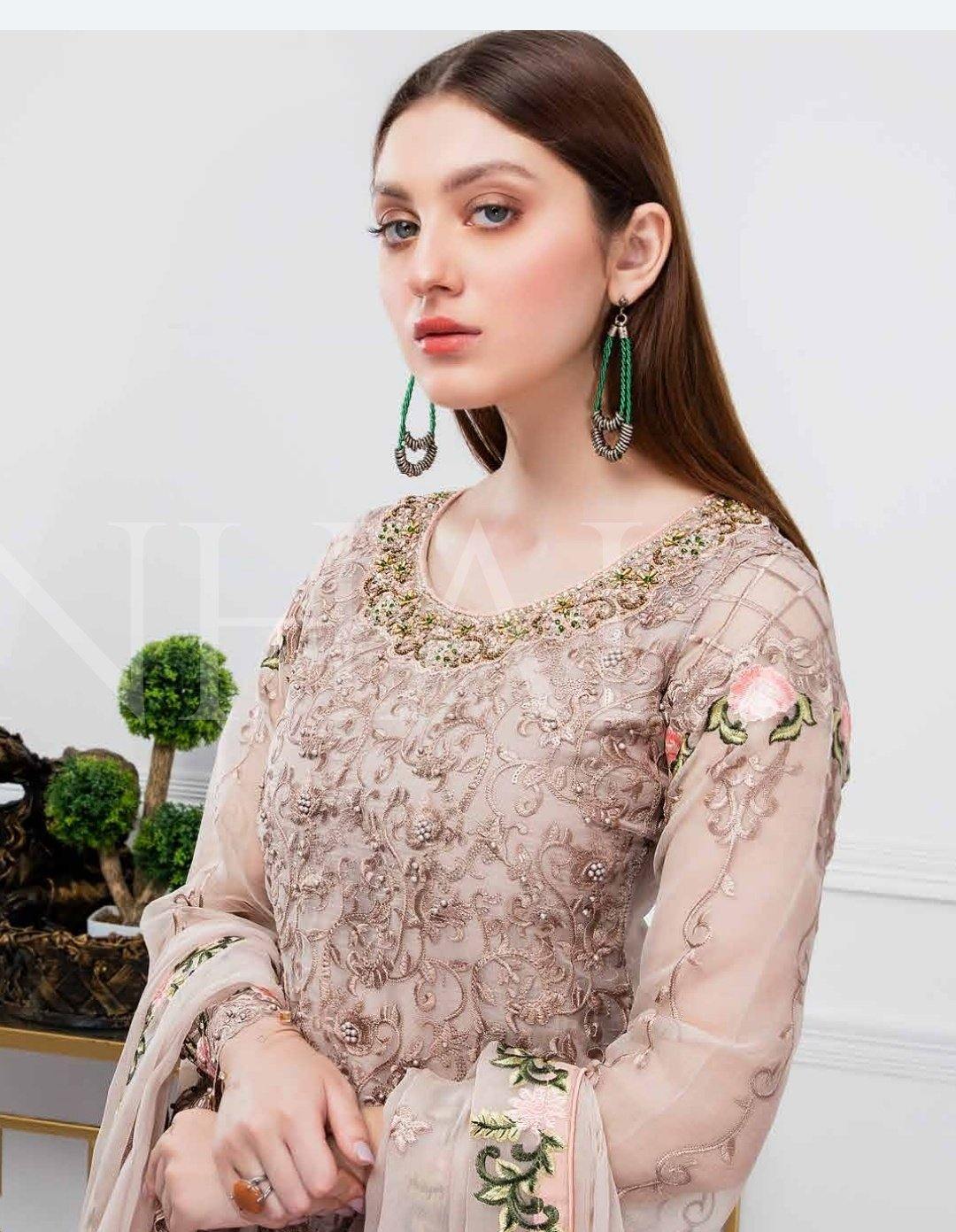 img_minhal_by_ramsha_chiffon_awwal_boutique