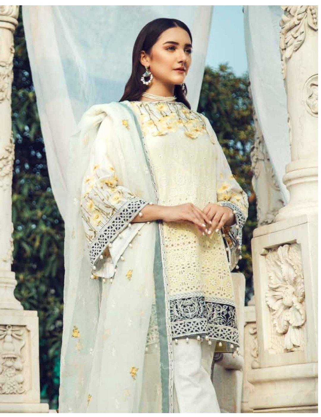 img_adans_libas_la_chnatelle_lawn_awwal_boutique