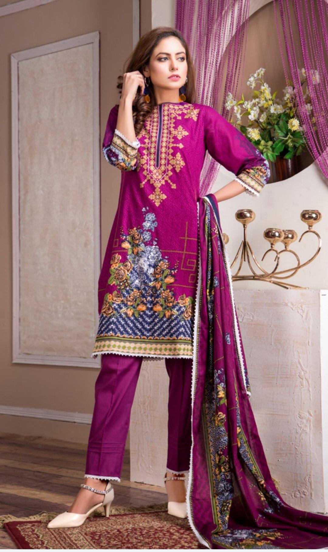 img_ruqayya_lawn_collection_awwal_boutique_by_mtf_textiles