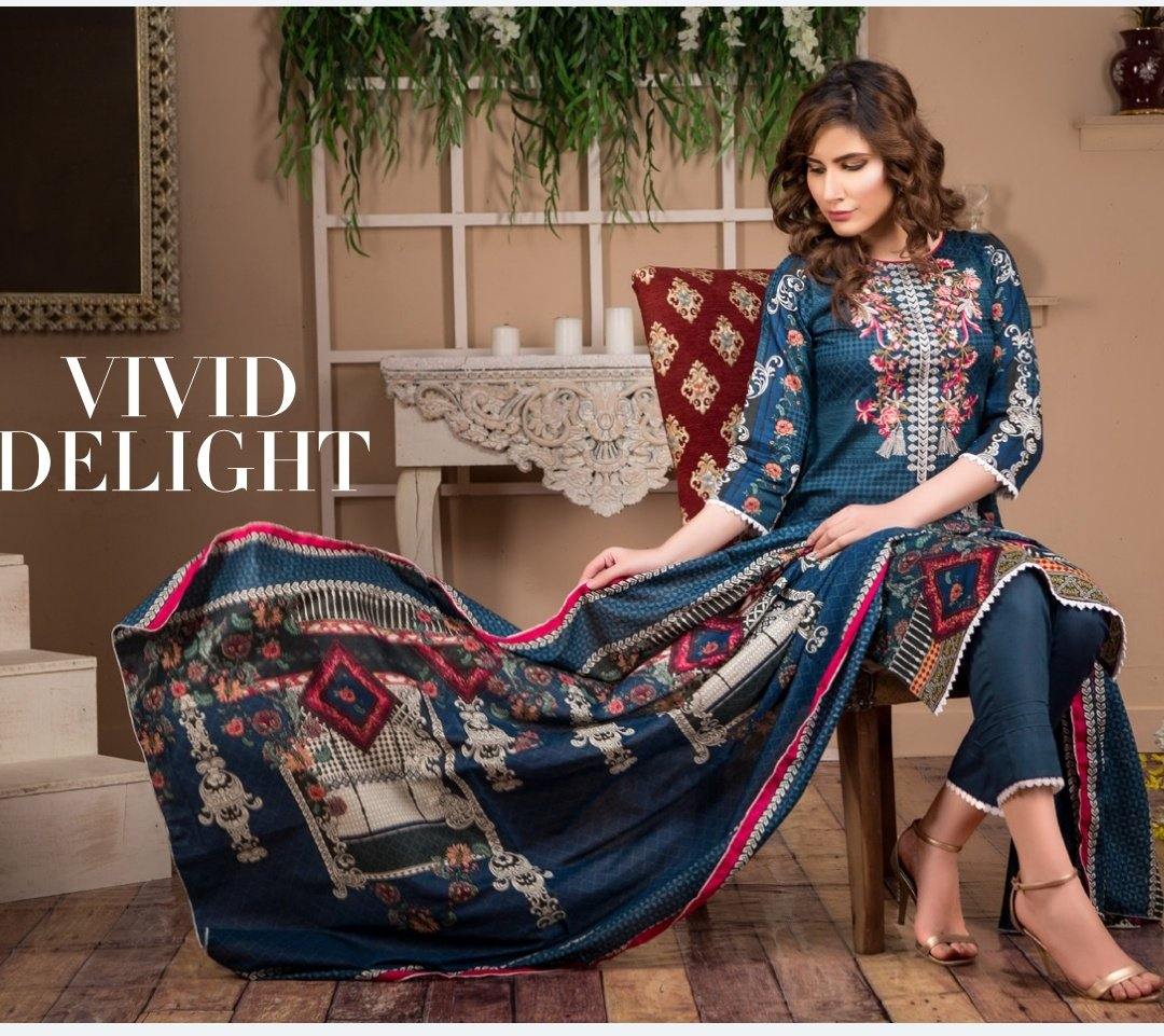 img_ruqayya_lawn_collection_awwal_boutique_by_mtf_textiles