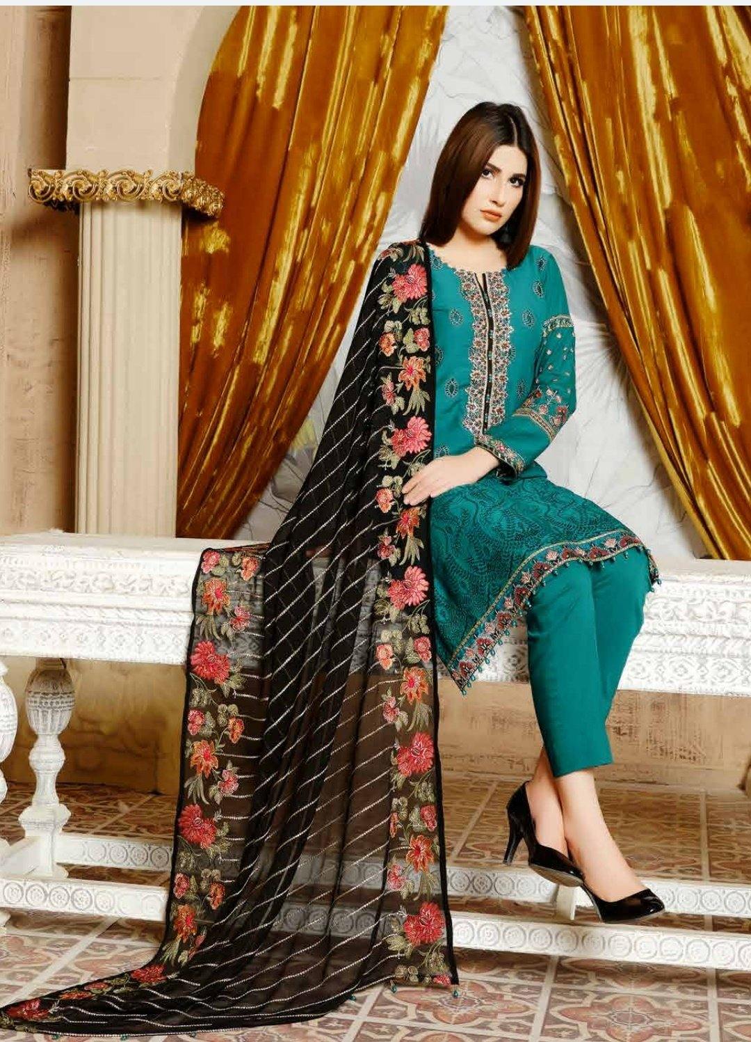 img_tawakkal_Destiny_chikankari_linen_collection_awwal_boutique