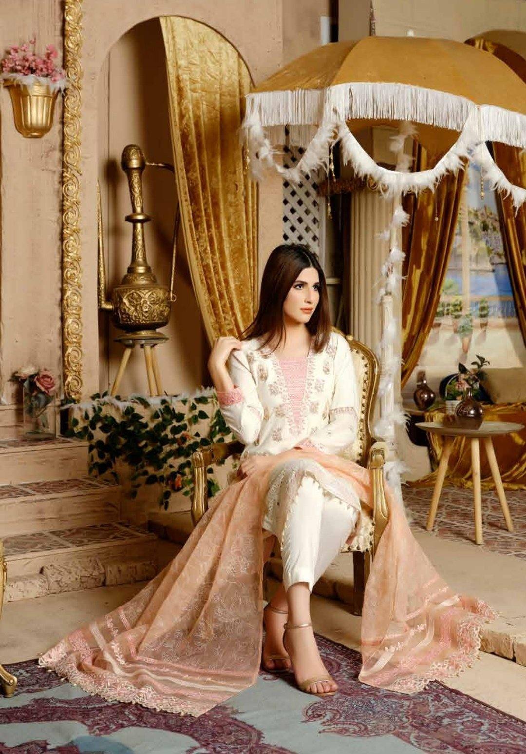 img_tawakkal_Destiny_chikankari_linen_collection_awwal_boutique