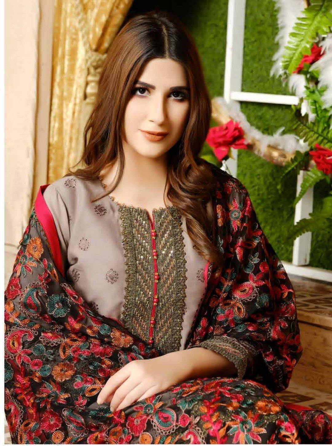 img_tawakkal_Destiny_chikankari_linen_collection_awwal_boutique