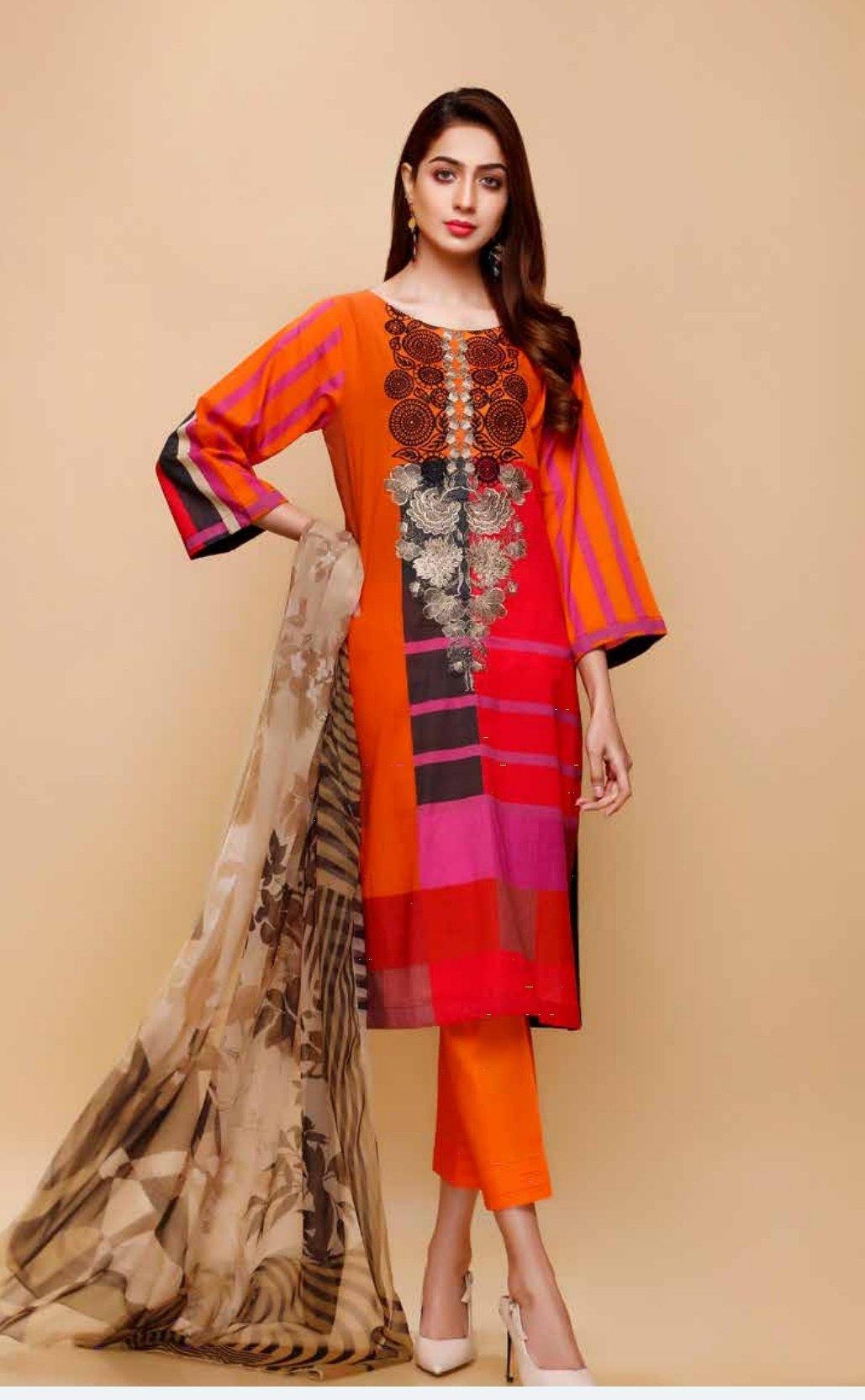 img_charizma_infinity_lawn_collection_awwal_boutique