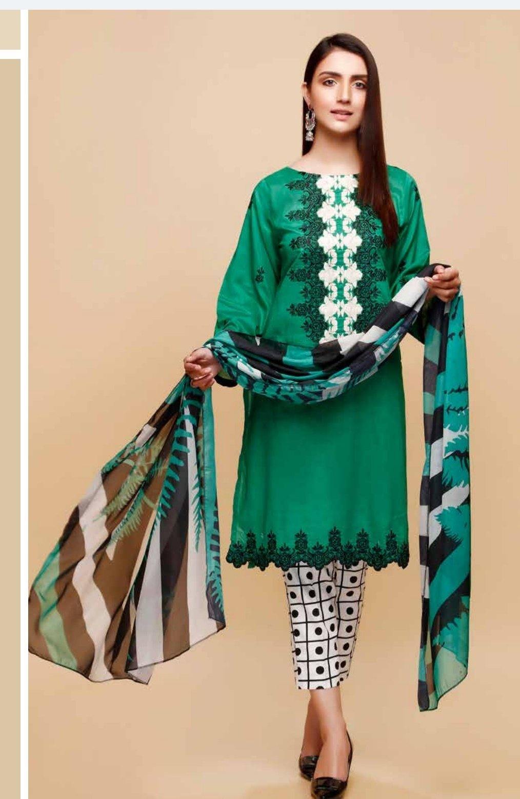 img_charizma_infinity_lawn_collection_awwal_boutique