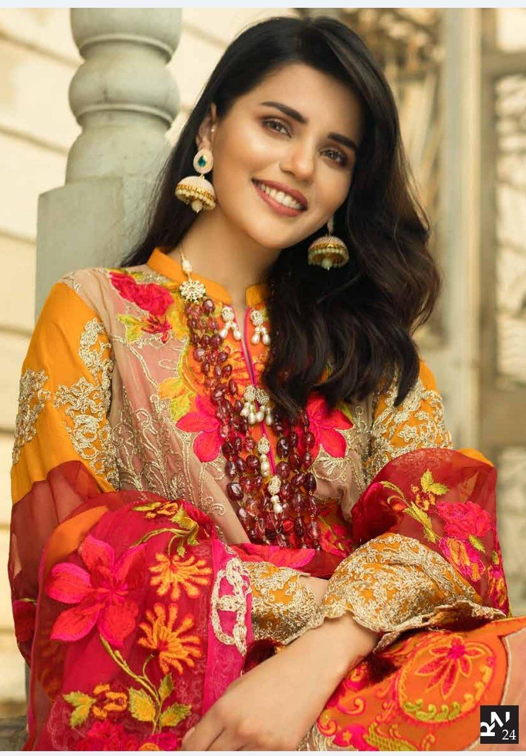 img_wajid_khan_by_rub_nawaz_chiffon_collection_awwal_boutique