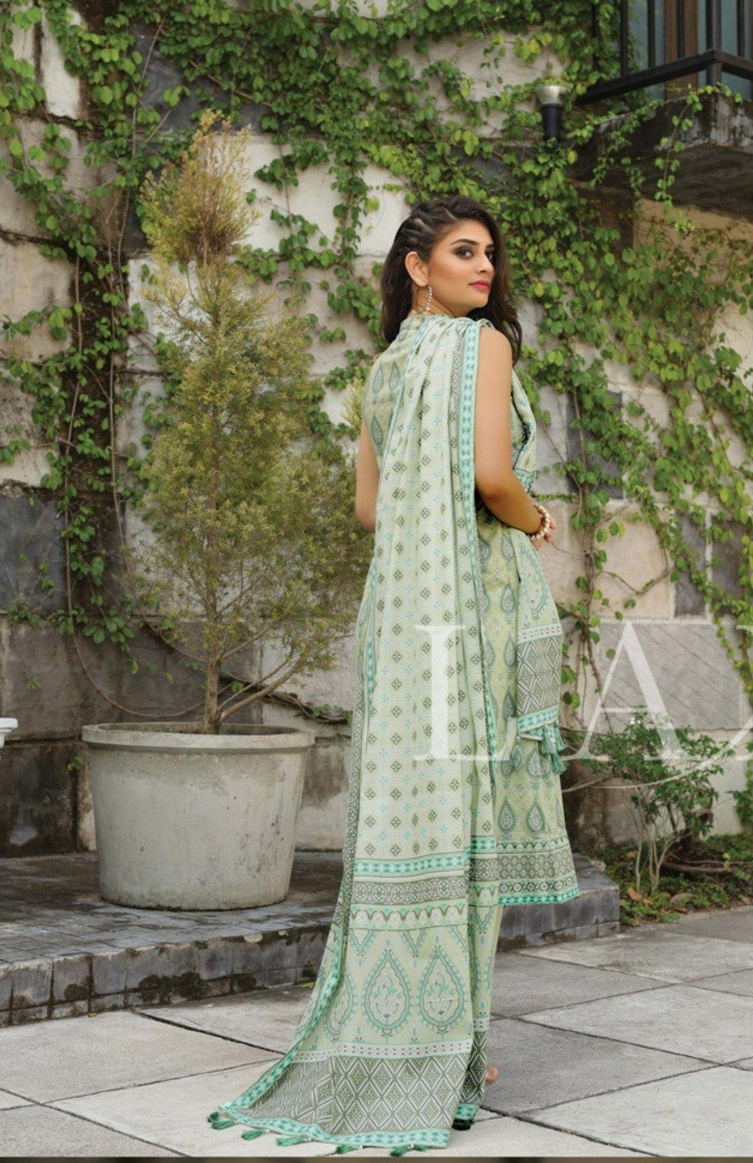 img_lsm_komal_lawn_collection_awwal_boutique