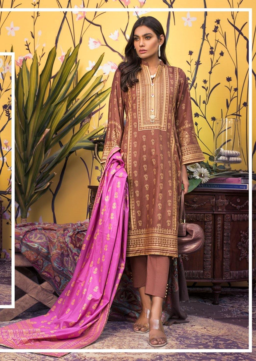 img_zs_textiles_banarsi_lawn_collection_awwal_boutique