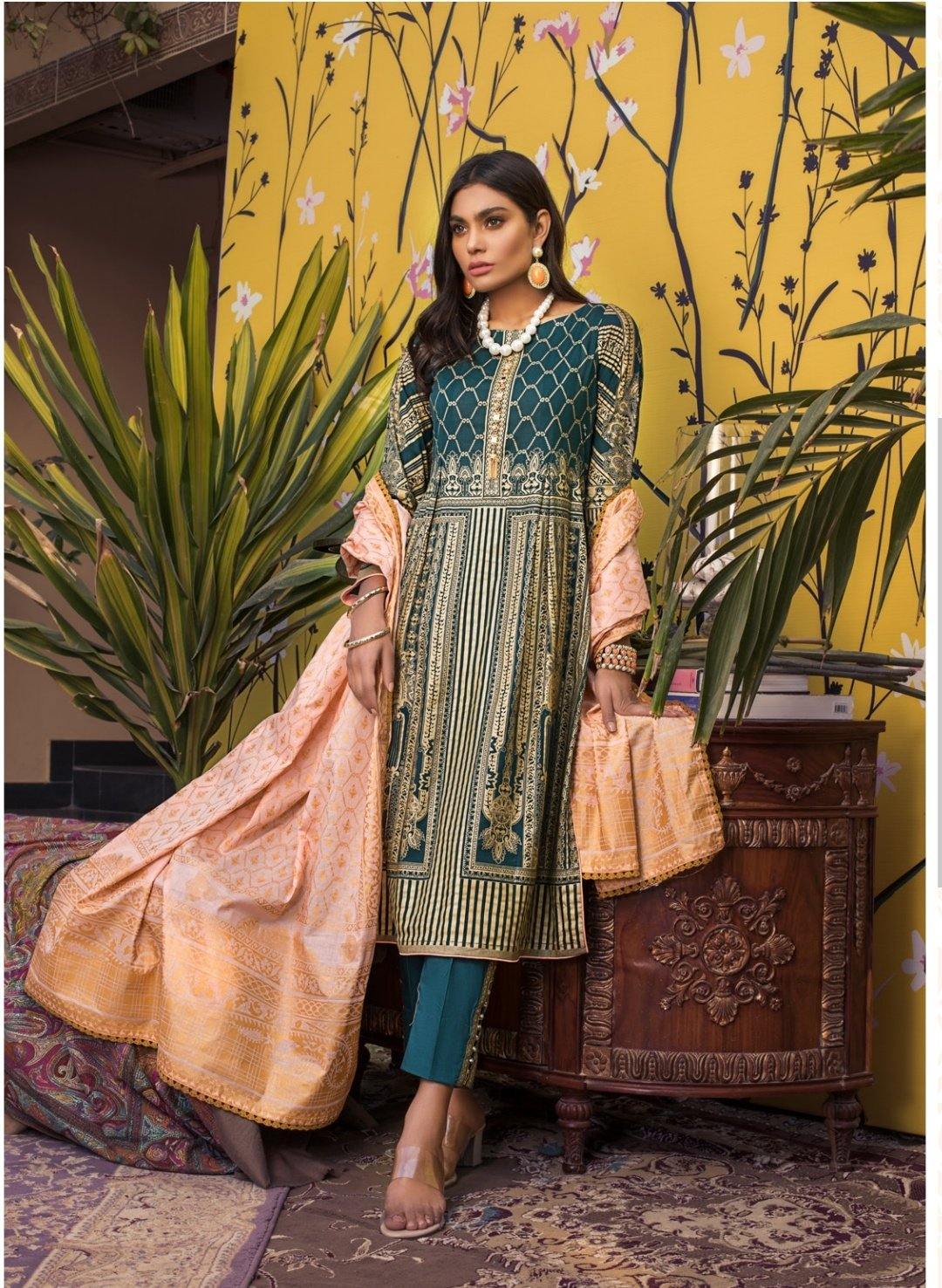 img_zs_textiles_banarsi_lawn_collection_awwal_boutique