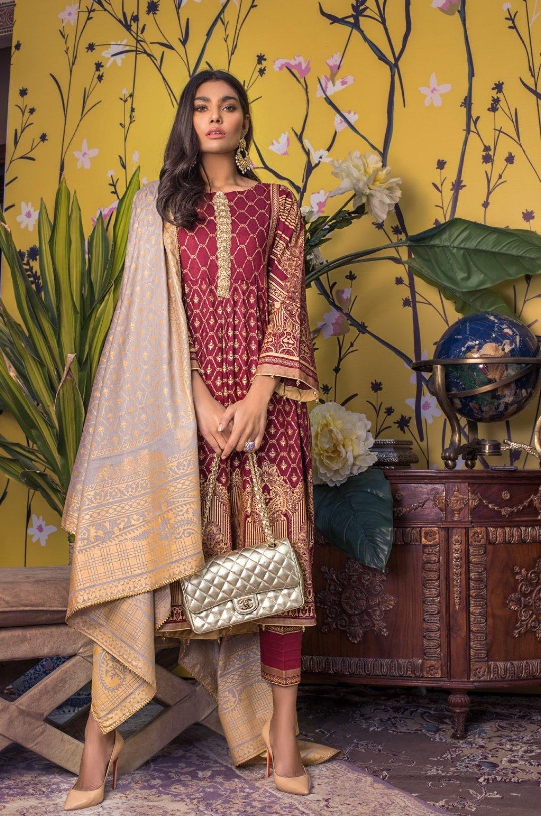 img_zs_textiles_banarsi_lawn_collection_awwal_boutique