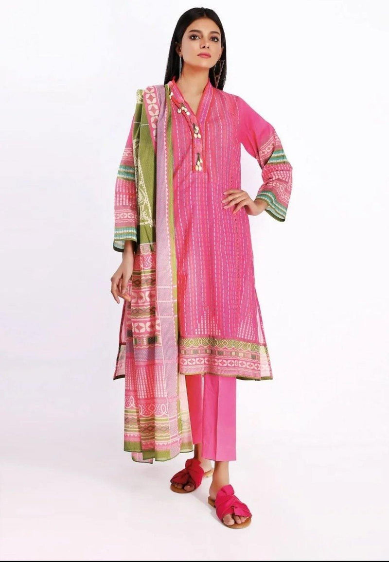 img_khaadi_embroidered_lawn_collection_2020_awwal_boutique