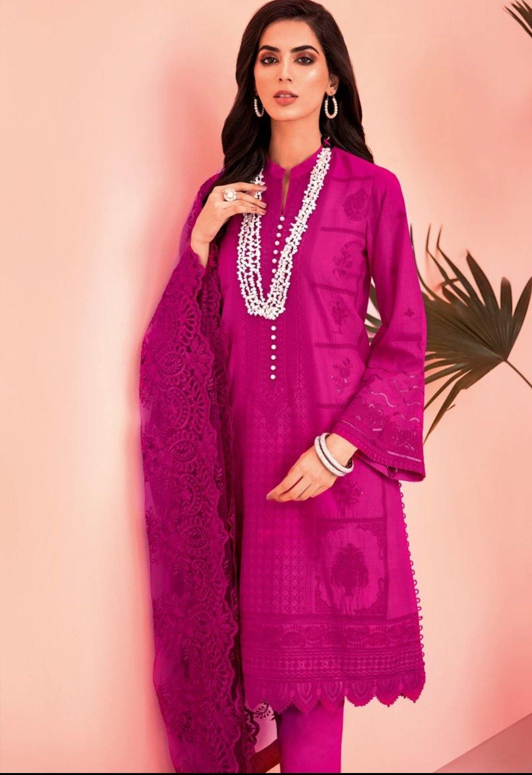 img_gul_ahmed_summer_premium_lawn_collection_awwal_boutique