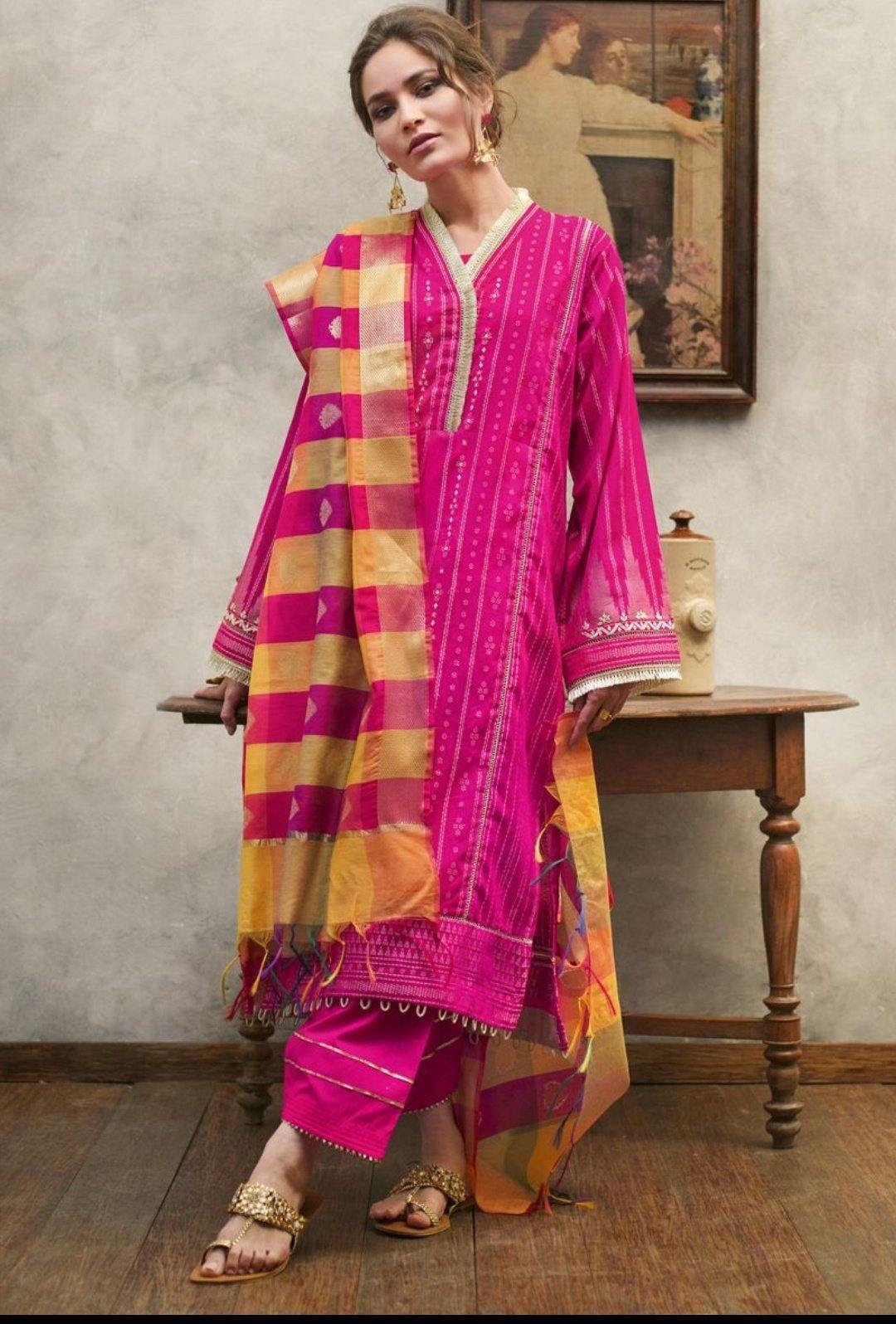 img_gul_ahmed_summer_premium_lawn_collection_awwal_boutique