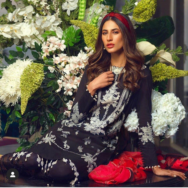 img_sana_safinaz_muzlin_lawn_collection_awwal_boutique