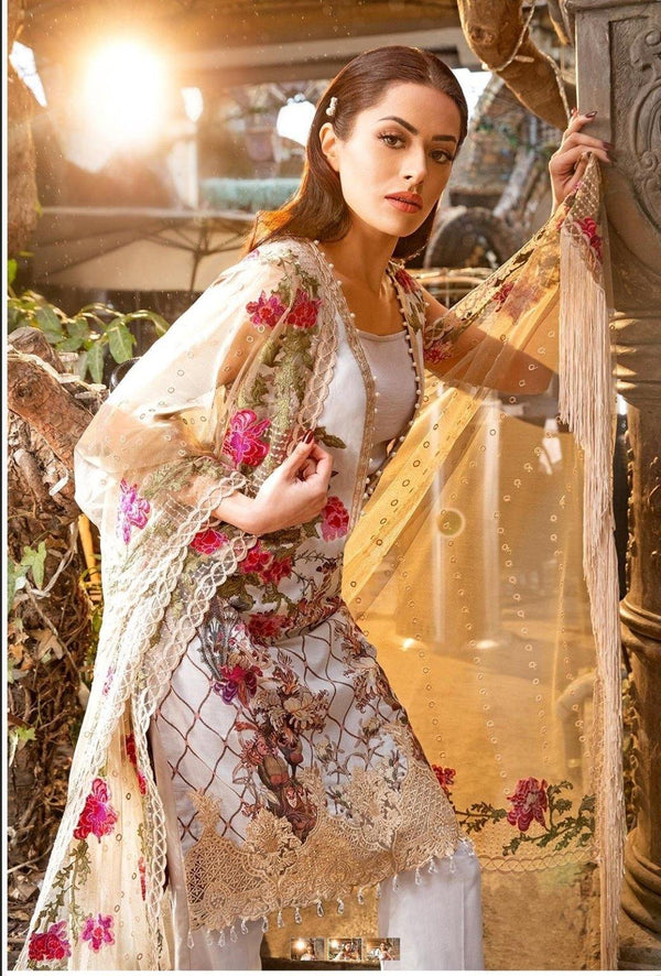 img_sobia_nazir_lawn_collection_awwal_boutique