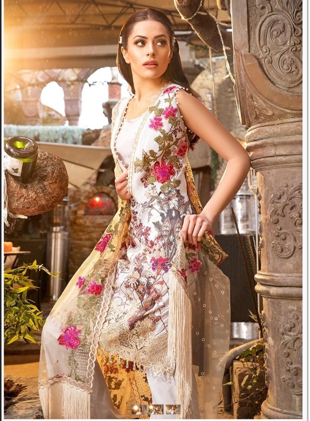 img_sobia_nazir_lawn_collection_awwal_boutique