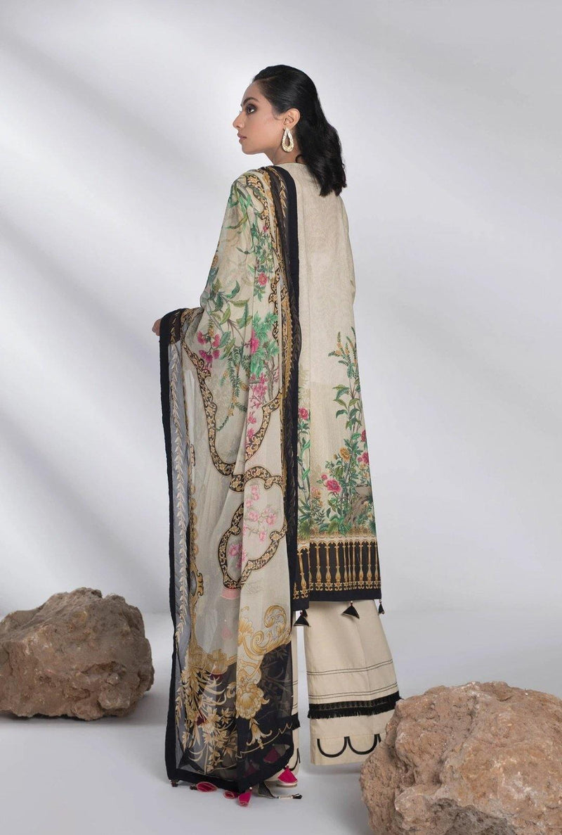 img_sapphire_lawn_collection_2020_awwal_boutique