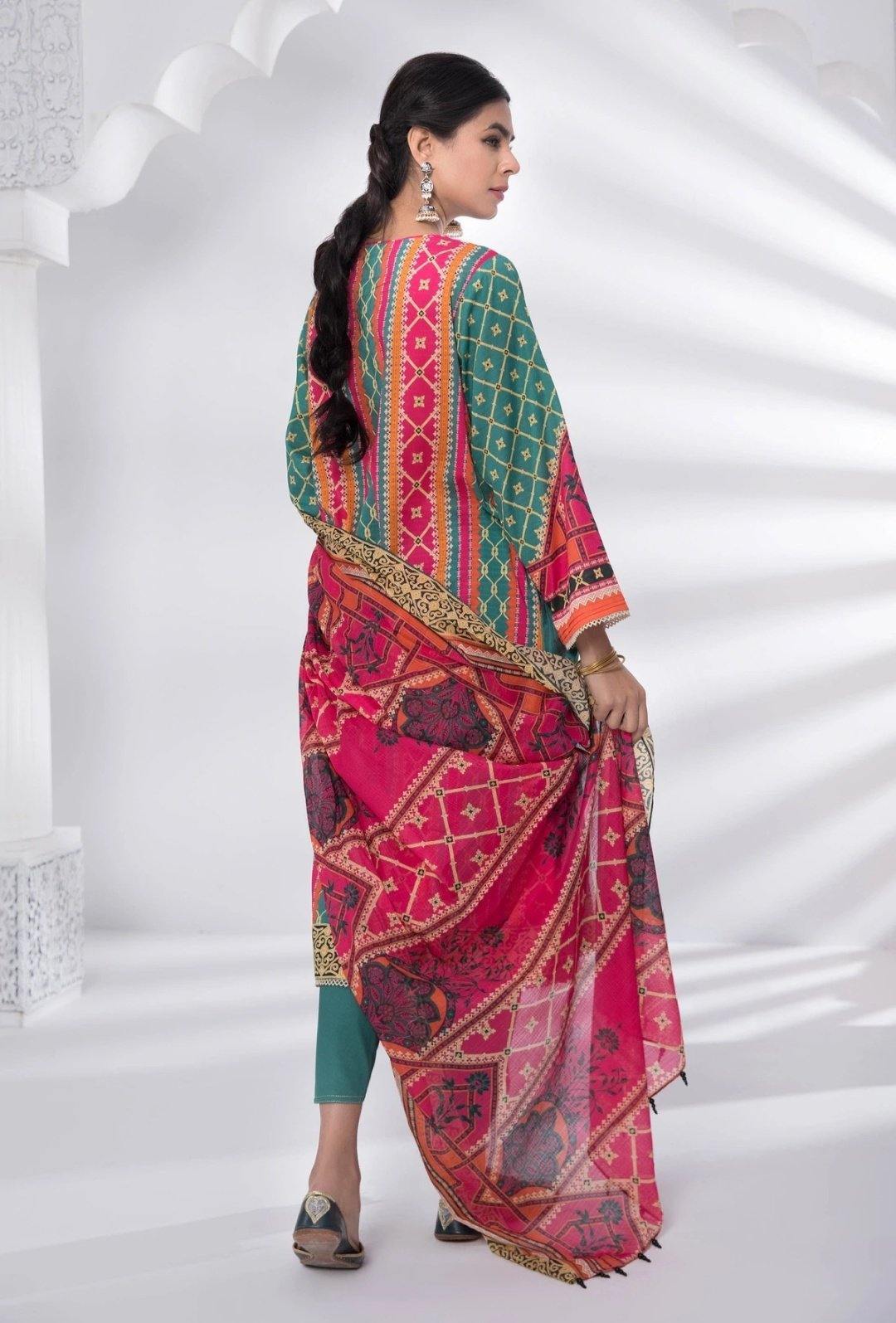 img_sapphire_lawn_collection_2020_awwal_boutique