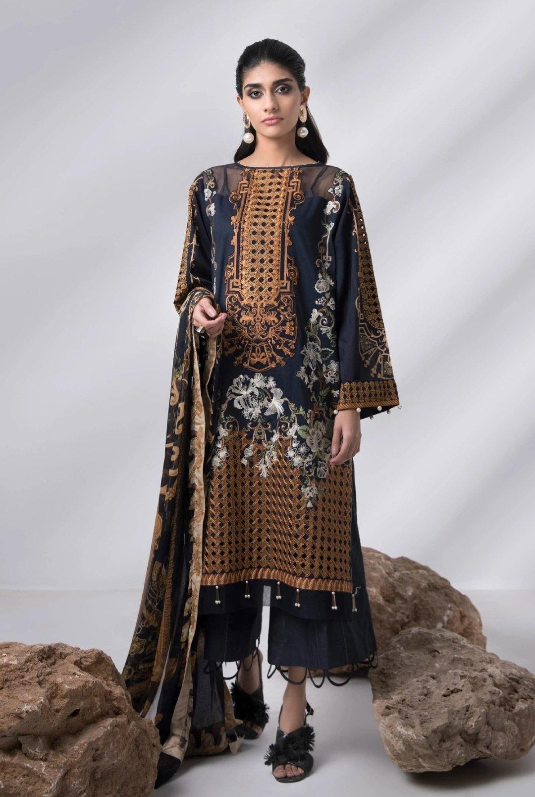 img_sapphire_lawn_collection_2020_awwal_boutique