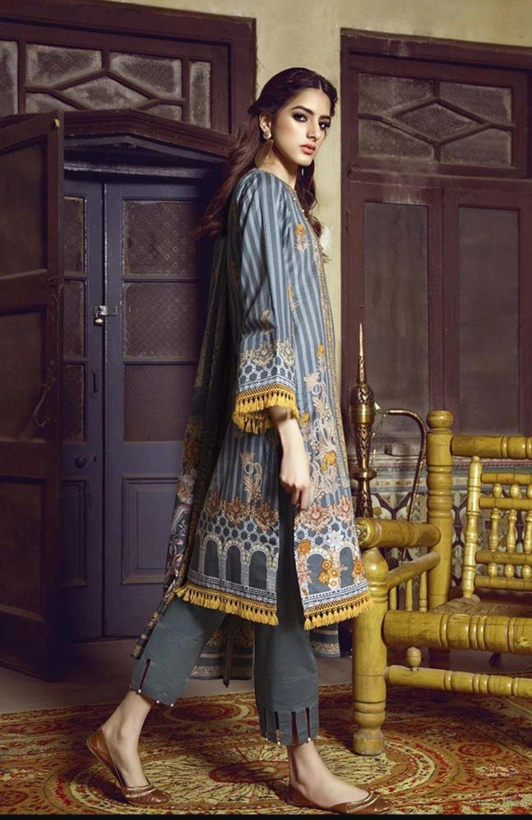 img_monsoon_lawn_collection_by_al_zohaib_awwal_boutique