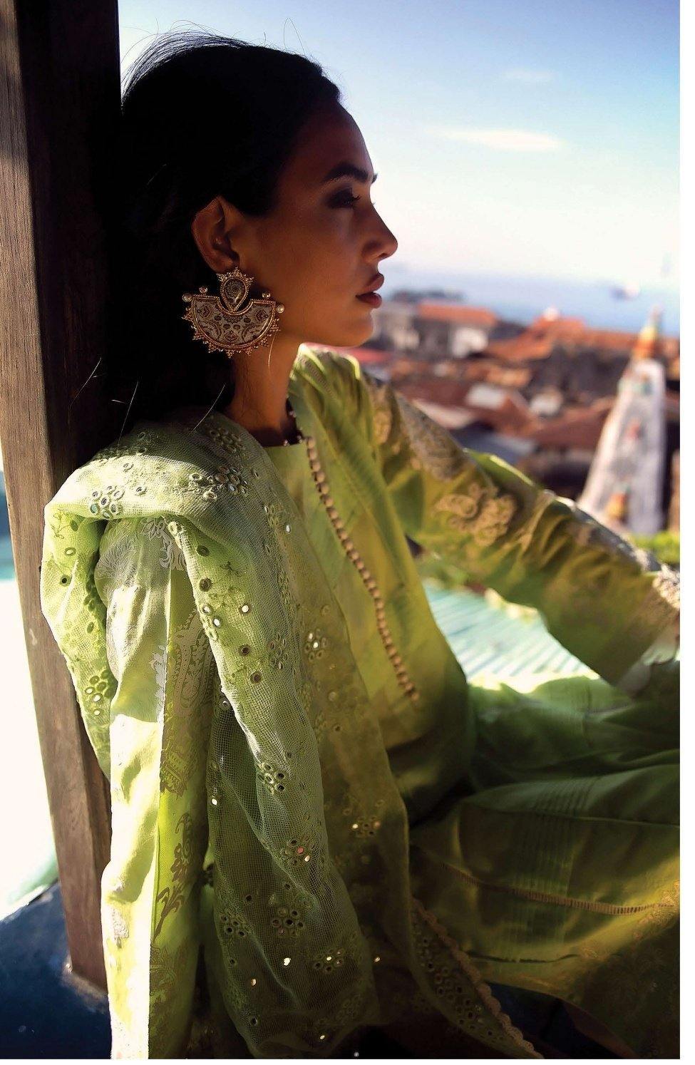 img_qalamkar_lawn_2020_awwal_boutique