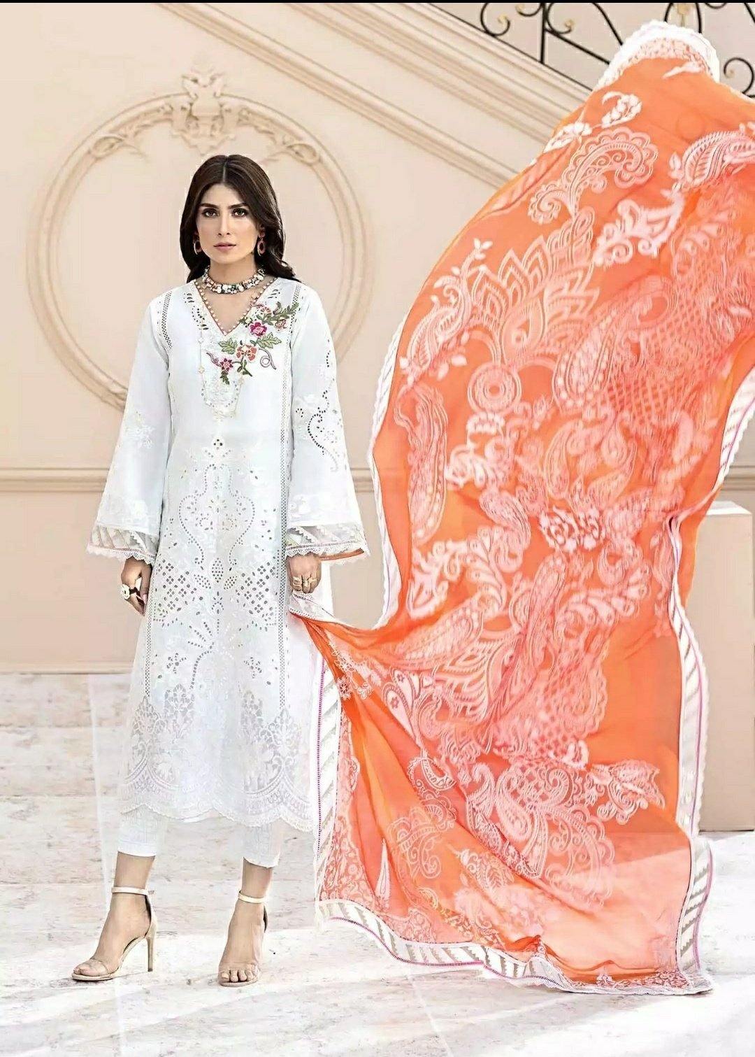 img_saadia_asad_noor_lawn_2020_awwal_boutique