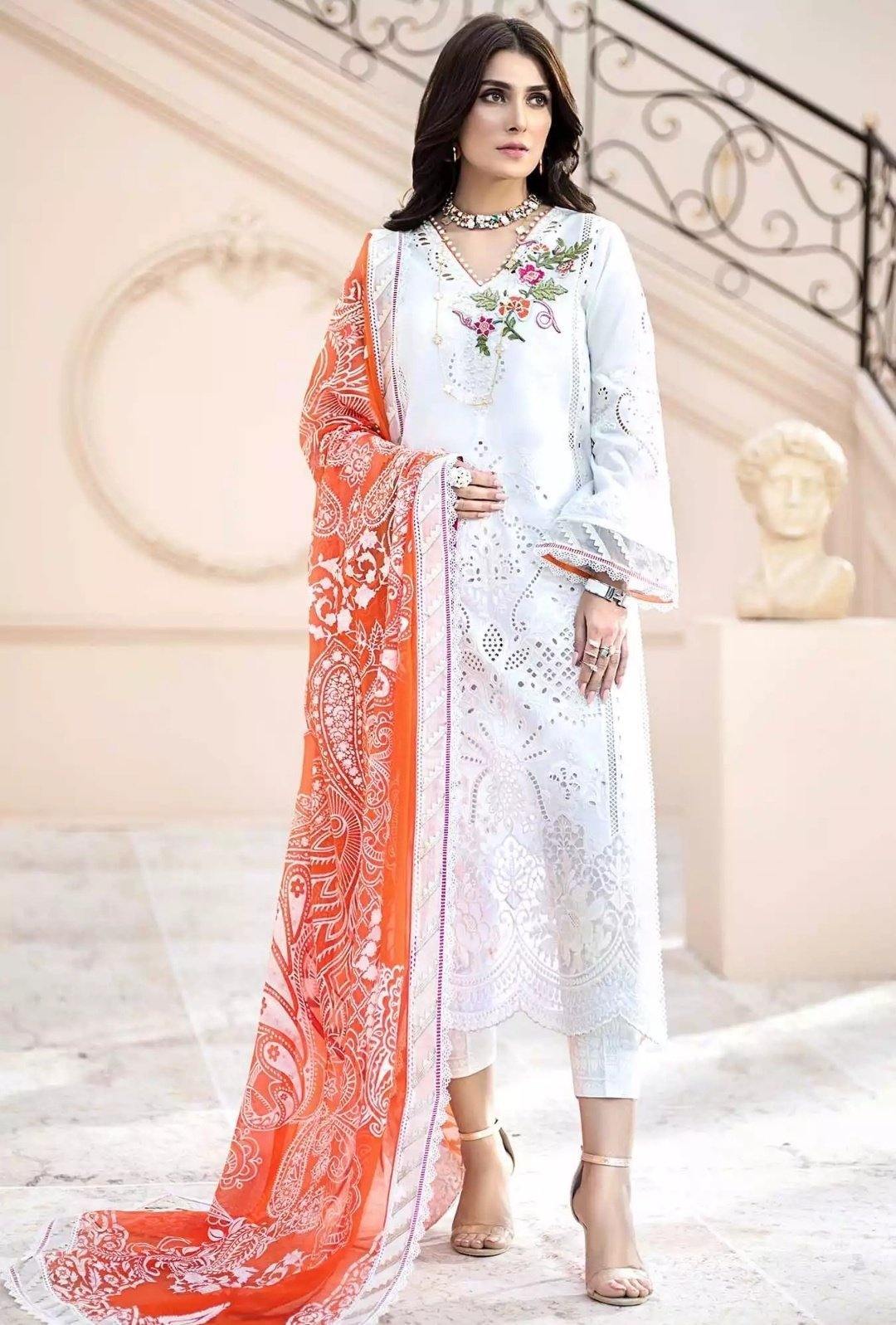 img_saadia_asad_noor_lawn_2020_awwal_boutique