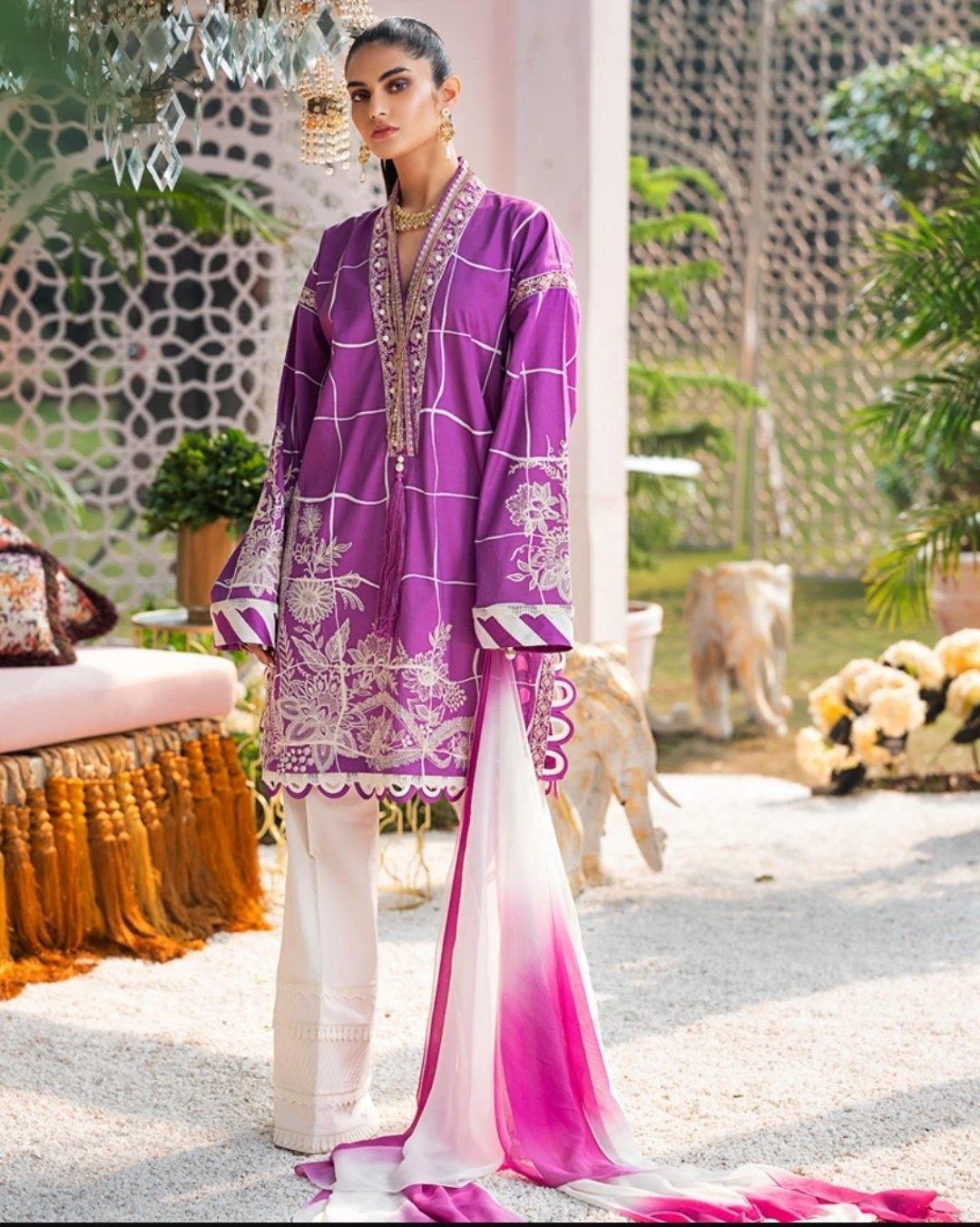 img_zaha_lawn_by_elan_awwal_boutique